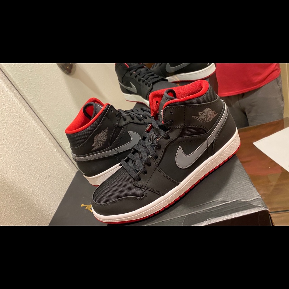 My top 3 air Jordan one mids